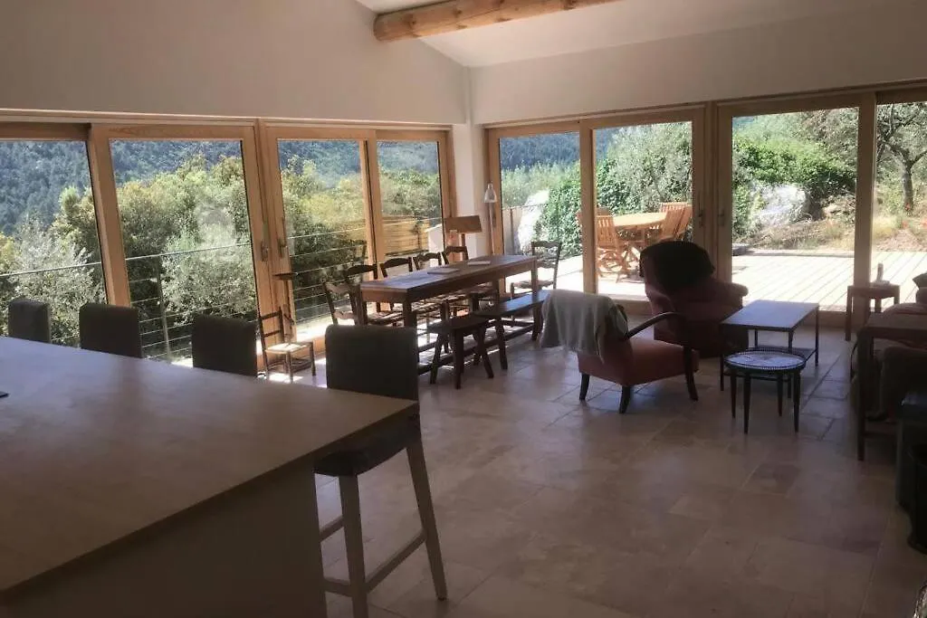 La Maison Des Oliviers - 6 Personnes, 3 Chambres Nyons 0*,  France